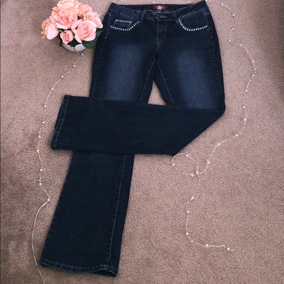 Authentic denim: studded jeans - Picture 1 of 5